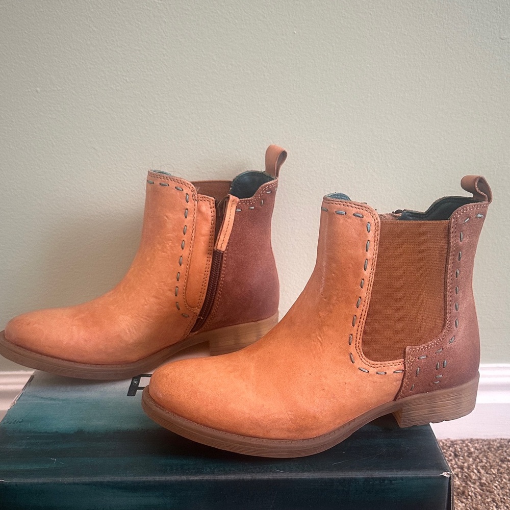 Tan Leather Ankle Boots